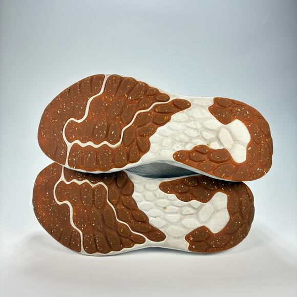 New Balance Fresh Foam Arishi v4 Sea Salt Athletic Running Shoes Women’s Size 9 - Picture 8 of 10